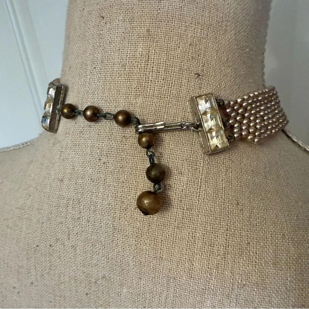 VINTAGE NECKLACE COLLAR SHIRT POINT DESIGN FAUX CREAM PEARLS 13” - 15”